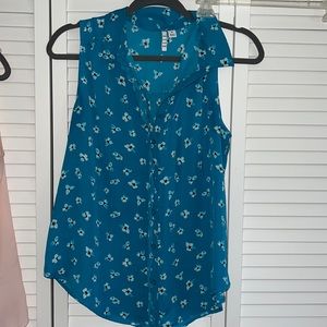 Blue floral button up blouse